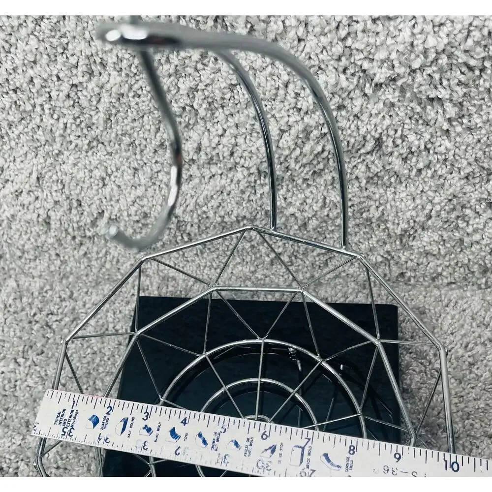 Metal Wire Unique Design Storage Rack Stand Holder Basket